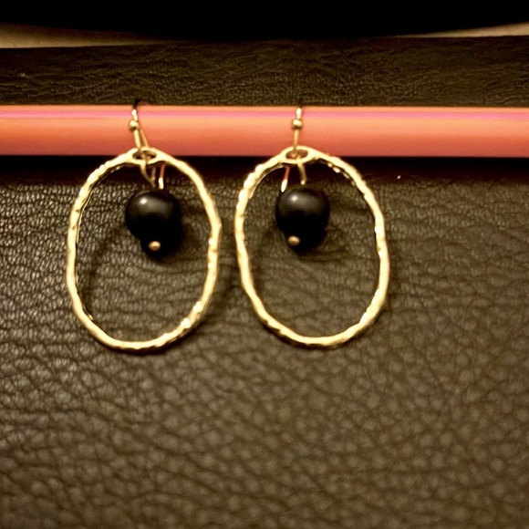 Gold Oval Frame Shungite Bead Earrings - Picture 1 of 2